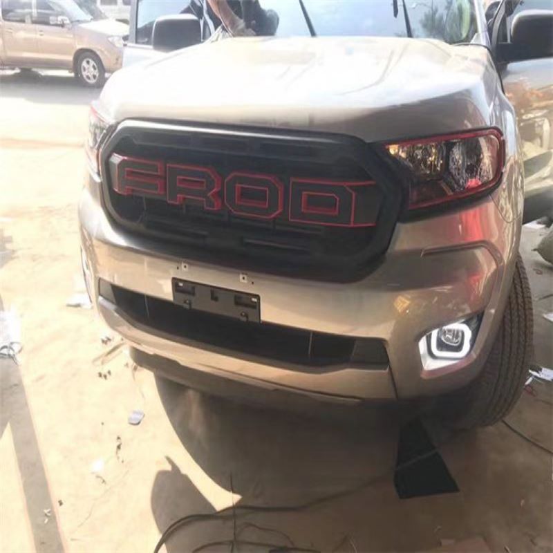 Päiväsaikaan kuluva valo Ford Ranger 2018:lle, sumuvalaisin Ford Ranger 2018:lle